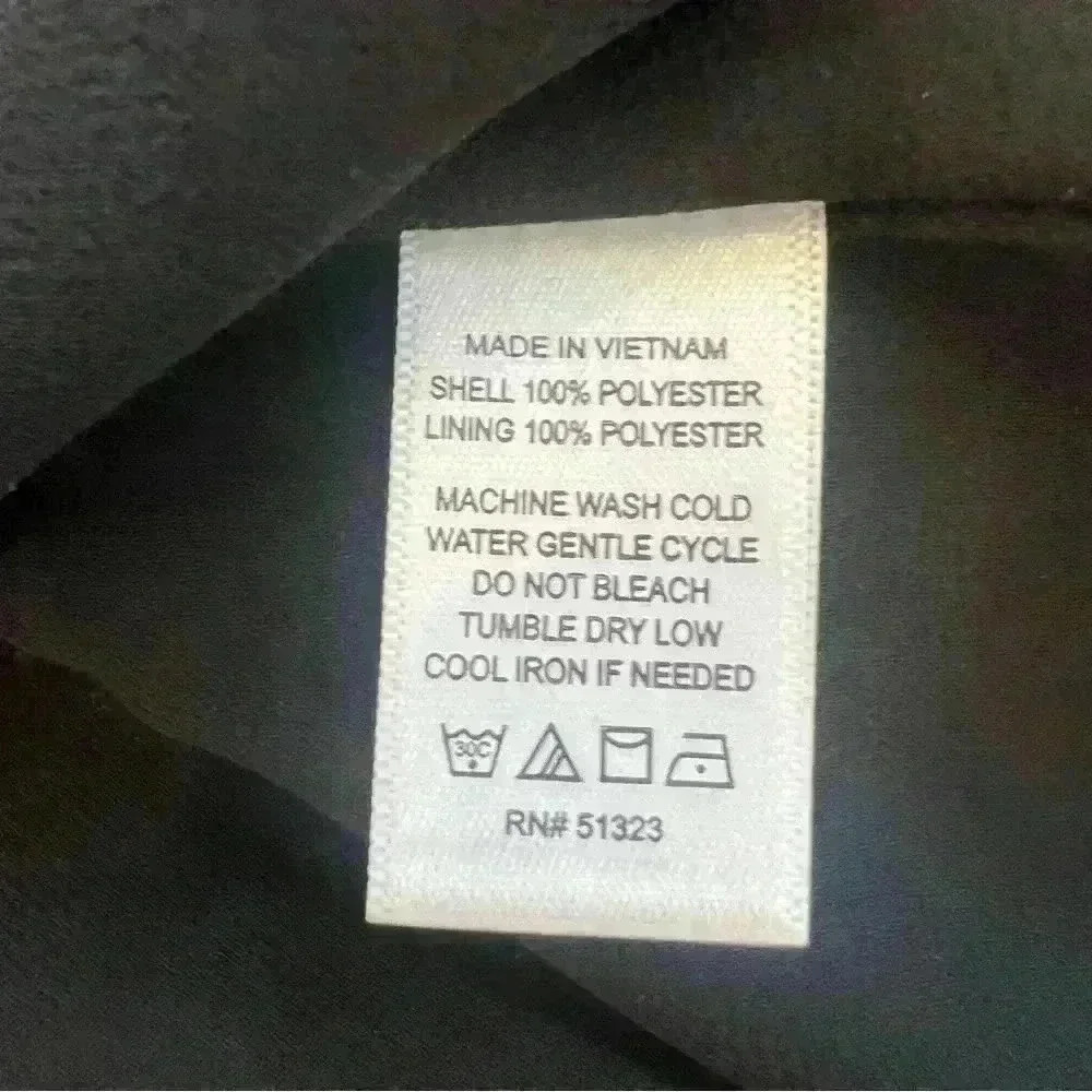 NWT 1. State Women’s Smocked Detail Button Up Blouse in Black Size X-Small - Picture 12 of 12
